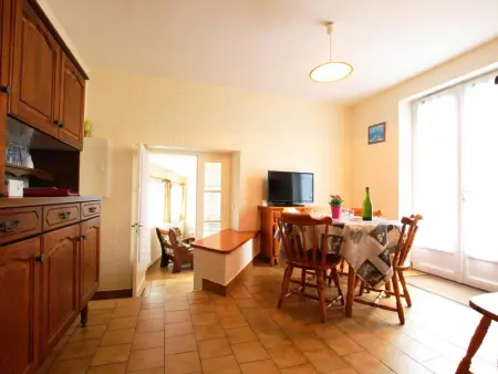 Maison Pittoresque avec Jardin, Proche Plages du Cotentin, Animaux Acceptés - Photo 1