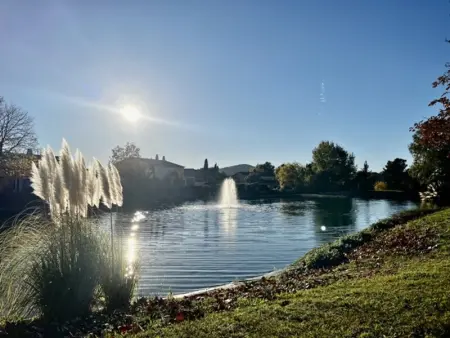 Maison Calme 6 Pers. au Golf Pont Royal - Piscine, Terrasse, Parking, Clim, Fibre - 13370 Mallemort - Photo 17