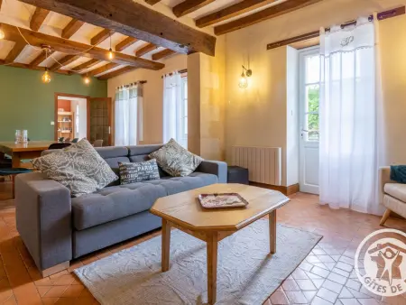 Gîte de groupe avec salle de jeux, jardin 4000m², proche forêt de Chandelais et Zoo de la Flèche - Photo 2