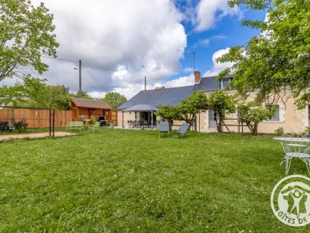 Gîte de groupe avec salle de jeux, jardin 4000m², proche forêt de Chandelais et Zoo de la Flèche - Photo 3