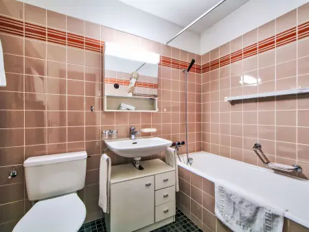 Ringstrasse Apt 212, Appartement 4 personnes à Loèche les Bains - Photo 8