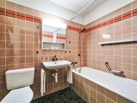 Ringstrasse Apt 412, Appartement 4 personnes à Loèche les Bains - Photo 5
