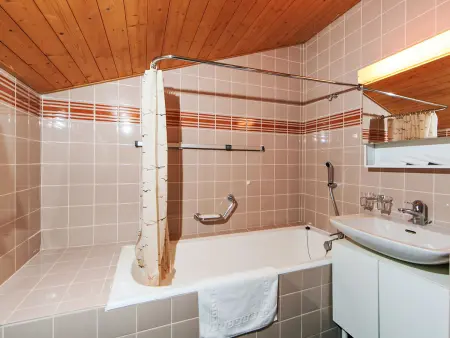 Ringstrasse Apt 512, Appartement 6 personnes à Loèche les Bains - Photo 11