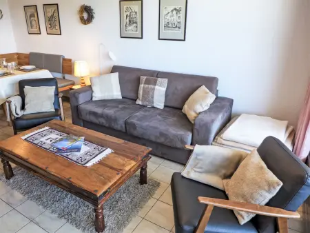Jeanne D'Arc Apt. H2-49, Appartement 4 personnes à Crans Montana - Photo 1