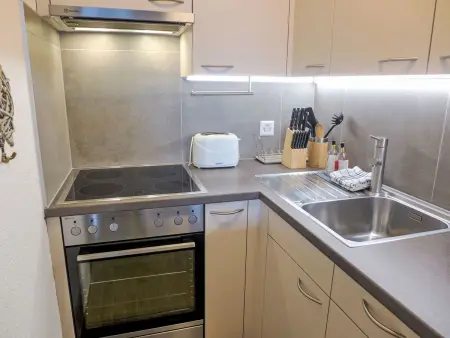 Jeanne D'Arc Apt. H2-49, Appartement 4 personnes à Crans Montana - Photo 12