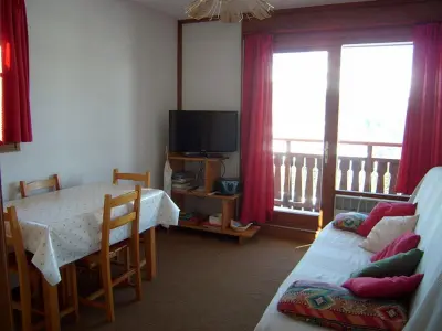 Appartement à Crest Voland, Studio cosy pour 4 aux pieds des pistes, animaux admis, parking - L944375