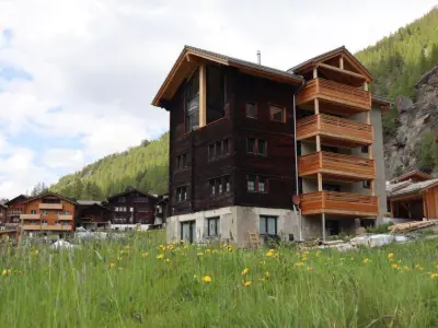 Wohnung in Saas Grund, Ferienhaus Capricorn - L944673