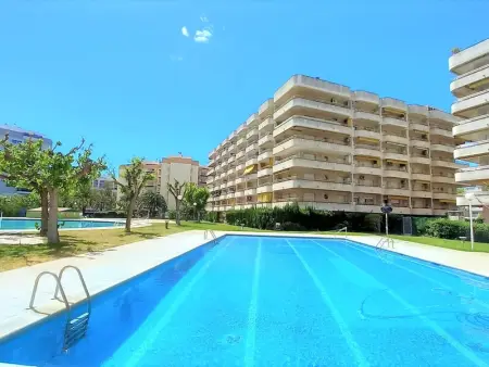 Appartement à Salou, Appartement climatisé à Salou avec piscine, proche plage et activités familiales - L944768