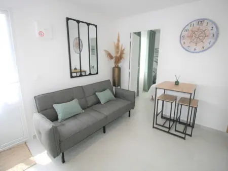 Maison à La Tranche sur Mer, Maisonnette rénovée 2/3 pers, déco soignée, 750m plage, jardin commun, emplacement voiture - L945255