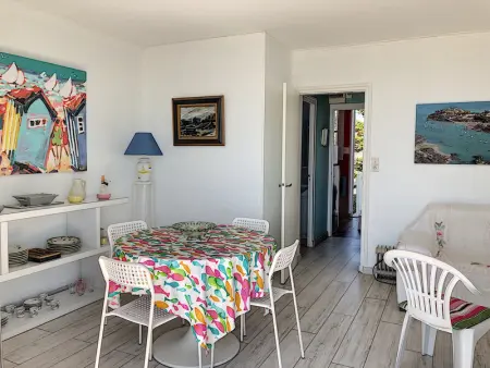 Appartement avec balcon, jardin, et accès plage - Photo 11