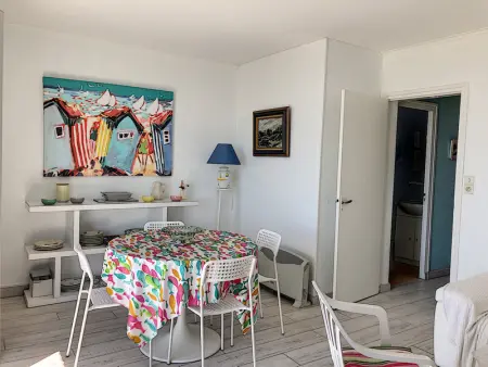 Appartement avec balcon, jardin, et accès plage - Photo 12