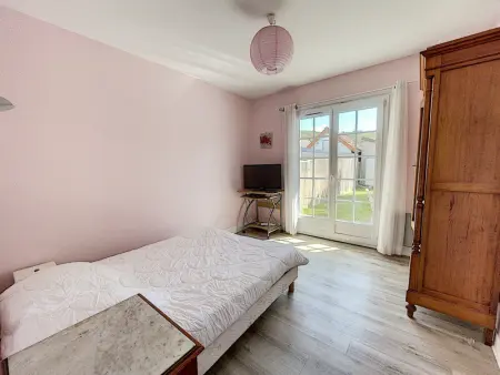 Maison avec jardin clos, à 600m de la plage, 4 chambres, barbecue, proche commerces et attractions - Photo 14