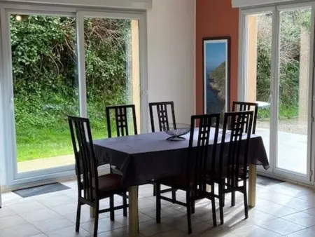 Maison spacieuse Barneville-Carteret, 3 ch, à proximité du port, WiFi, BBQ, vélos, animaux OK - Photo 2