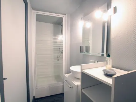 Charmant apt familial à 50m du port avec WIFI, Appartement 4 personnes à Saint Vaast la Hougue - Photo 6