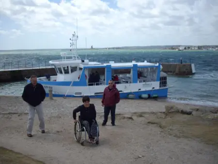 Charmant apt familial à 50m du port avec WIFI, Appartement 4 personnes à Saint Vaast la Hougue - Photo 13