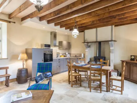 Charme Normand: Maison Indépendante avec Terrasse, Jardin et Parking - Photo 3