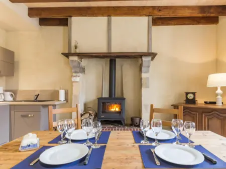 Charme Normand: Maison Indépendante avec Terrasse, Jardin et Parking - Photo 5