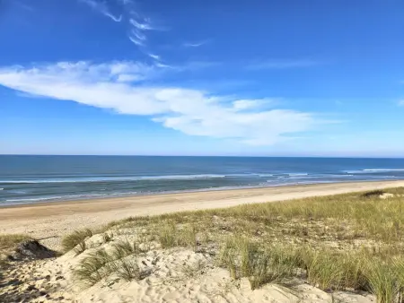 Magnifique villa lumineuse rénovée avec piscine chauffée, terrasses et jardin - Photo 3