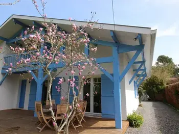 Villa en Lège Cap Ferret,Villa rénovée avec jardin à Petit-Piquey - Proche Bassin et Océan, 3 chambres, 2 terrasses, Wi-Fi FR-1-736-4 N°945362