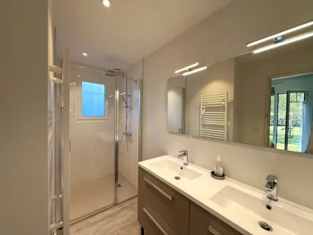 Villa rénovée avec jardin à Petit-Piquey - Proche Bassin et Océan, 3 chambres, 2 terrasses, Wi-Fi - Photo 13