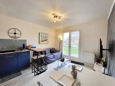 T2 Rénové avec Parking, près Port de Plaisance et Plage - Les Sables-d'Olonne - Photo 2