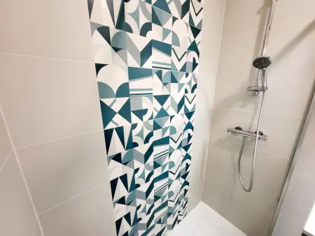 T2 Rénové avec Parking, près Port de Plaisance et Plage - Les Sables-d'Olonne - Photo 6