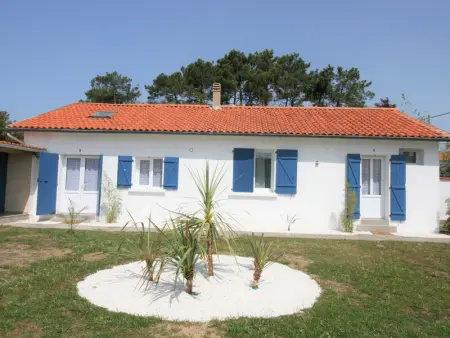 Maison à La Tranche sur Mer, Charmant logement rénové 2/3 pers, jardin commun, 750m plage, 850m centre-ville - L945465