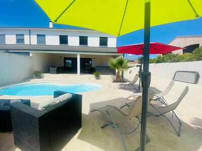 Magnifique villa neuve de standing avec piscine et jacuzzi, Appartement 7 personnes à Solaro FR-1-522A-4