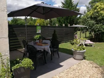 Gite à Saint Michel de Double,Maison de charme en campagne avec terrasse, proche de la forêt de la Double et du Grand Étang de La Jemaye FR-1-616-308 N°945524