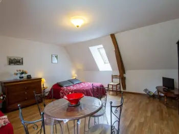 Appartement à Carlux,Charmant gîte avec jardin, clim, wifi, proche Sarlat et rivière Dordogne, animaux bienvenus FR-1-616-310 N°945526