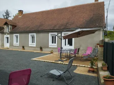 Gite à Génis, Maison cosy à la campagne avec jardin, barbecue, proche activités nautiques et randonnées FR-1-616-315 N°945531