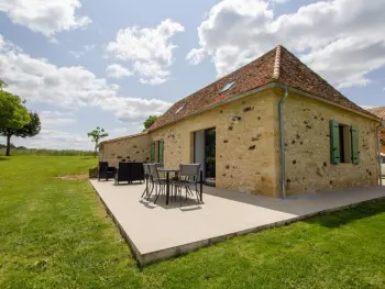 Gite à Montferrand du Périgord,Maison de charme avec jardin, proche Monpazier, idéale pour détente et découvertes culturelles FR-1-616-323 N°945766