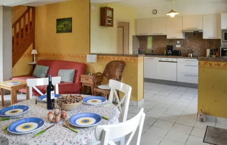 Location Maison 6 personnes à Bugeat - Photo 5