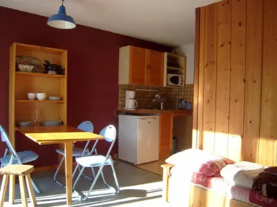 Appartement à Crest Voland, Studio-Cabine 4 Pers, 24m², Balcon, Parking, 50m Commerces et Télésiège, Crest-Voland - L947025