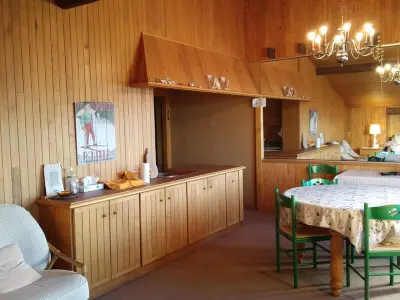 Appartement à Crest Voland, Appartement spacieux pour 6, proche commerces et pistes, balcon, parking, casier à ski - L947030