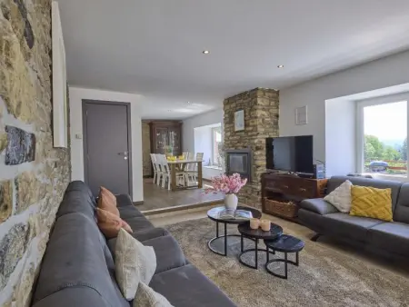 La Ferme, Maison 19 personnes à Lierneux - Photo 2