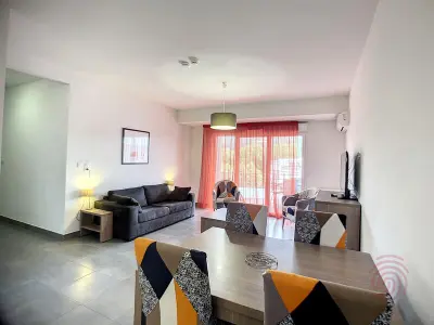 Appartement in Lamalou les Bains, Appartement F2 PMR, climatisé, avec terrasse et parking privé, au cœur de Lamalou-les-Bains - L947412