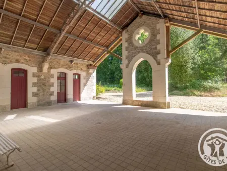 Maison ancienne rénovée avec jardin, animaux admis, parking - près de Baugé - Photo 15