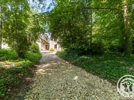 Maison ancienne rénovée avec jardin, animaux admis, parking - près de Baugé - Photo 23