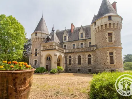 Maison ancienne rénovée avec jardin, animaux admis, parking - près de Baugé - Photo 25