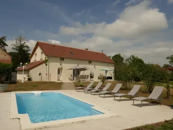 Gite à Haut Bocage Maillet,Séjour détente avec piscine privée, activités variées et confort moderne en Auvergne FR-1-489-455 N°947672