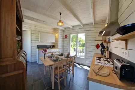 Holiday home with terrace and garden in Locquirec - Photo 5