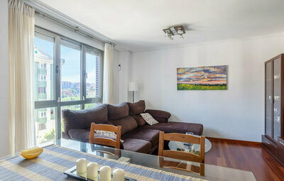 Apartment 4 persons in Santander EKO016