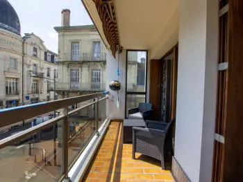 Appartement à Périgueux,Élégant 3 pièces avec balcon, centre de Périgueux, proche cathédrale et marché FR-1-616-326 N°948397