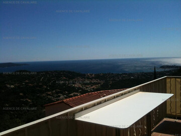 Location Appartement à Cavalaire sur Mer,Appartement climatisé 5 couchages avec vue panoramique FR-1-100-245 N°948873