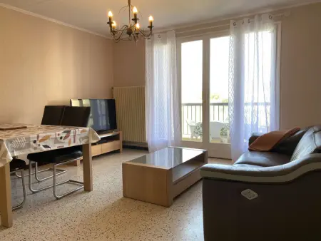 Charmant T3, Proche Thermes, Parking Privé, Wifi, 2 Chambres, 2* - Photo 2