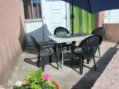 Appartement à Saint Cyprien, Charmant T3 avec Piscine, Proche Plage et Commerces, Climatisé, Wifi, Animaux Acceptés - L949385