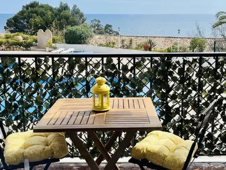 Appartement à Tossa de Mar, Studio fonctionnel avec terrasse, piscine et plages privées - L949611