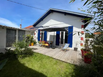 Maison à Arcachon, Maison lumineuse avec jardin - Proche plage d'Eyrac et commerces - L950425