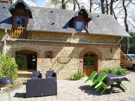 Gite à Villainville, Maison normande spacieuse avec cheminée et grand jardin près d'Étretat - L950627